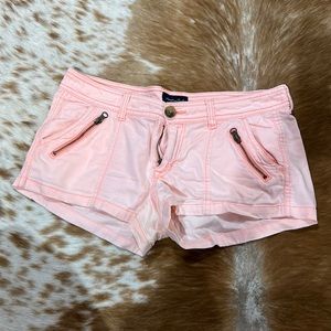 American Eagle snappy stretch light pink shorts.